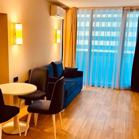 Orbi City Aparthotel Batumi Exterior photo